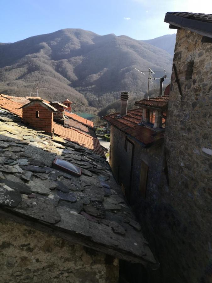 Vagli di Sotto Casa Vacanze Al Colletto - Con Terrazza Panoramica In Centro Storico מראה חיצוני תמונה